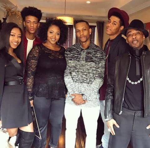 Mariah Tresvant with her siblings and father, Ralph Tresvant.